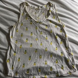 4/$10 Pineapple tank